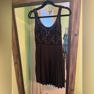 Elegant Black Lace Evening Dress